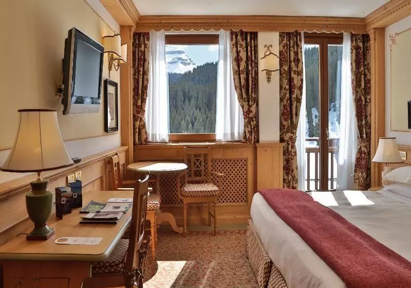 エクゼクティブトリプル, Th Madonna Di Campiglio | Golf