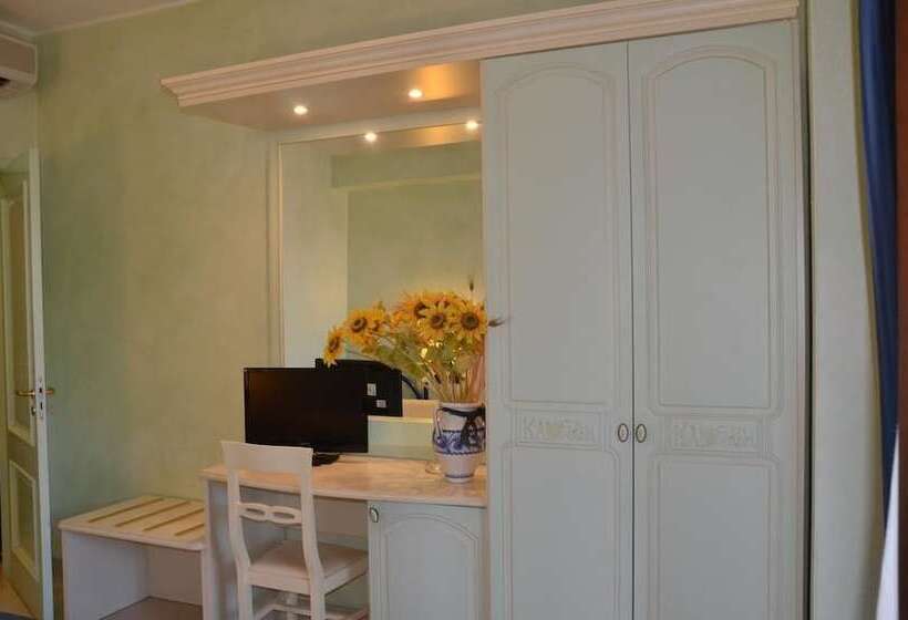 Номер Deluxe Вид на Море, Kalos