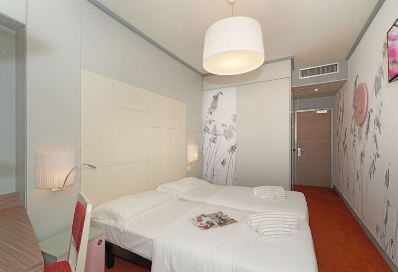 Номер Комфорт, La Perla Bike