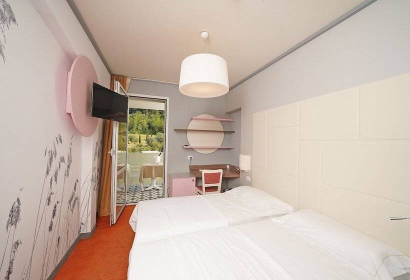 Номер Комфорт, La Perla Bike