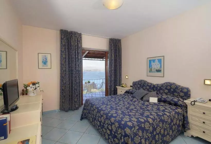 オーシャンビュースーペリアールーム, Le Querce Resort Sea Thermae & Spa