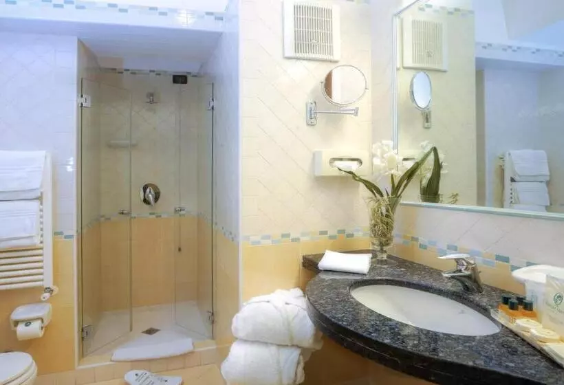 オーシャンビュースーペリアールーム, Le Querce Resort Sea Thermae & Spa