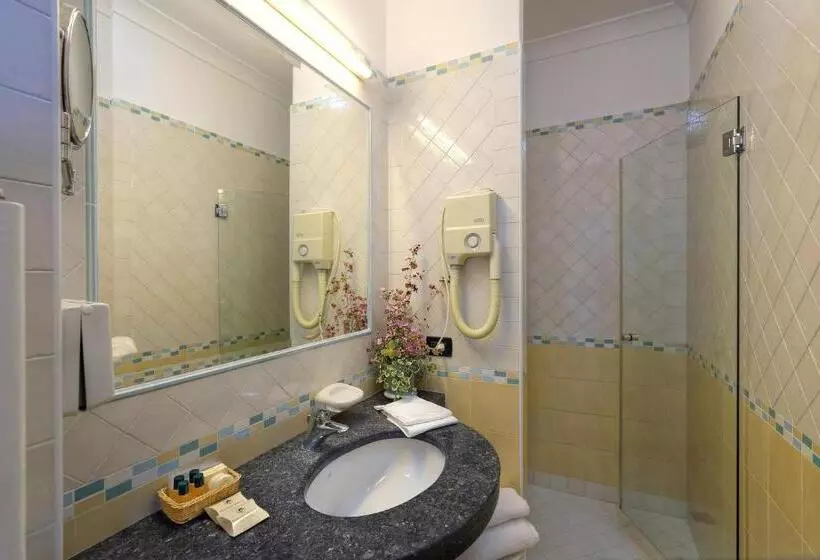 オーシャンビュースーペリアールーム, Le Querce Resort Sea Thermae & Spa