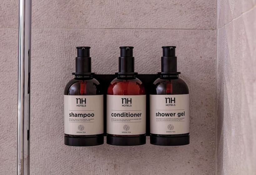 Standart Tek Kişilik Oda, NH Genova Centro