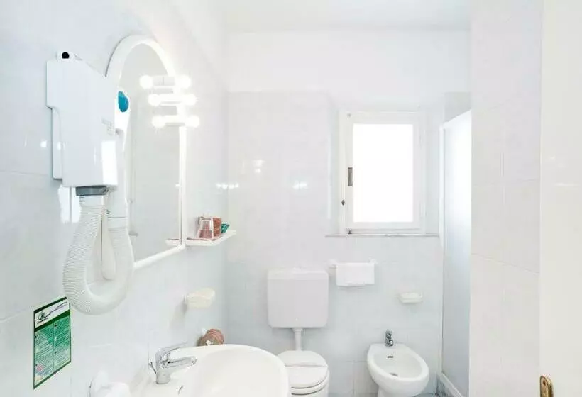 Classic Room with Terrace, Paradiso