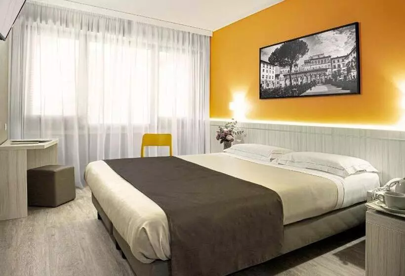 Quarto Triplo Standart, Raffaello