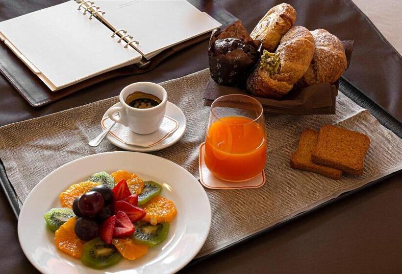 اتاق استاندارد, Raffaello