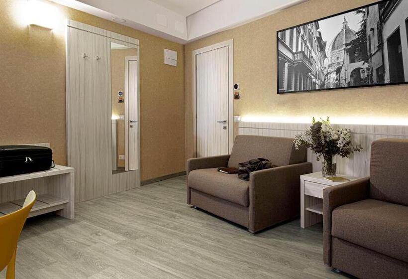 اتاق استاندارد سه نفره, Raffaello