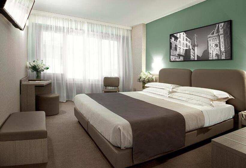 اتاق استاندارد سه نفره, Raffaello