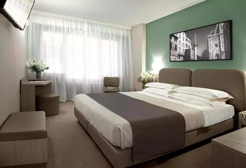 Quarto Triplo Standart, Raffaello