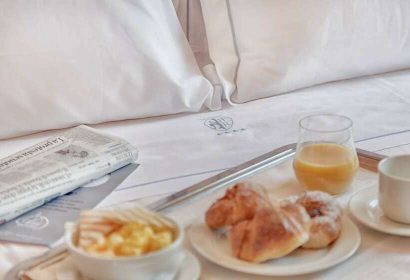 اتاق راحتی سه تخته, Rivoli Boutique