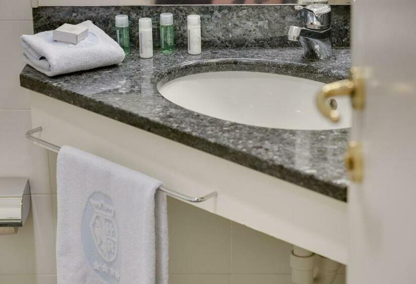 اتاق کلاسیک یک تخته, Rivoli Boutique