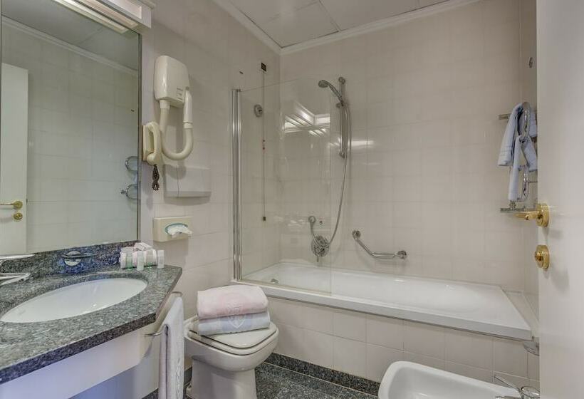 اتاق پرمیوم, Rivoli Boutique