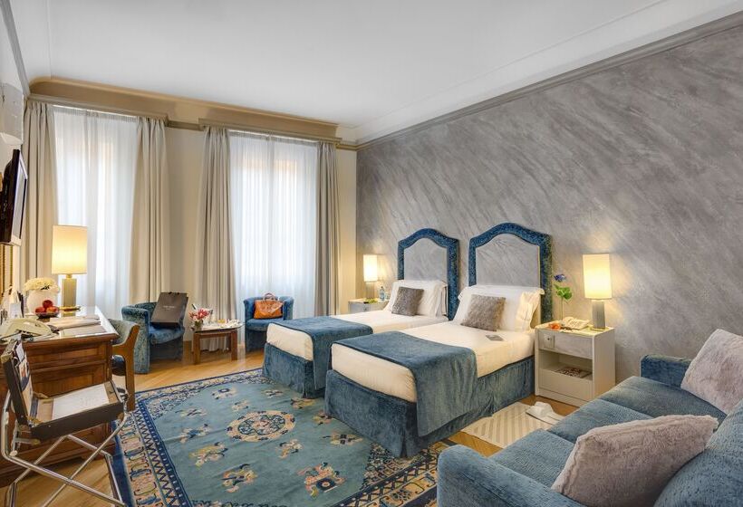 اتاق پریمیوم سه تخته, Rivoli Boutique