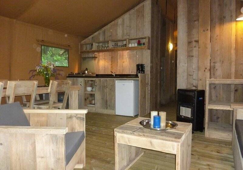 اتاق راحتی سه تخته, Rivoli Boutique