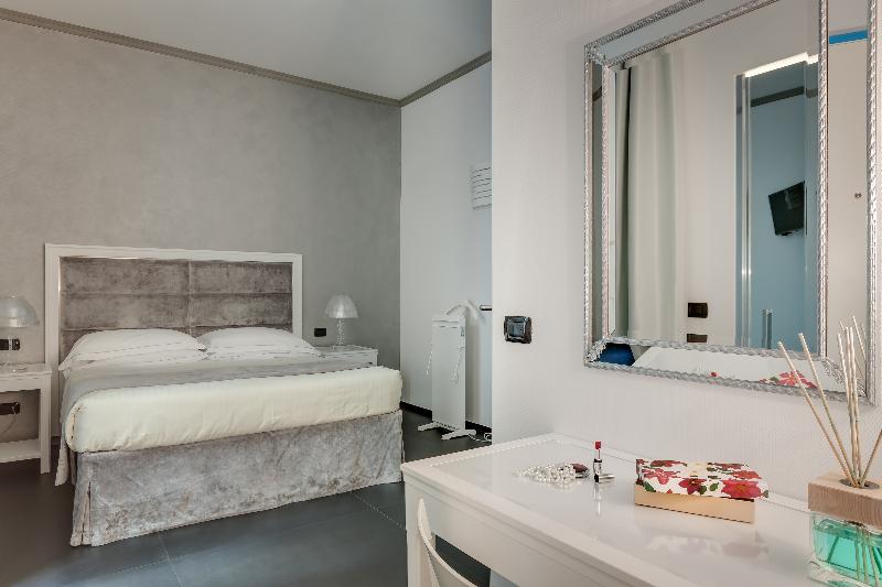 Prestige Triple Room, Rivoli Boutique