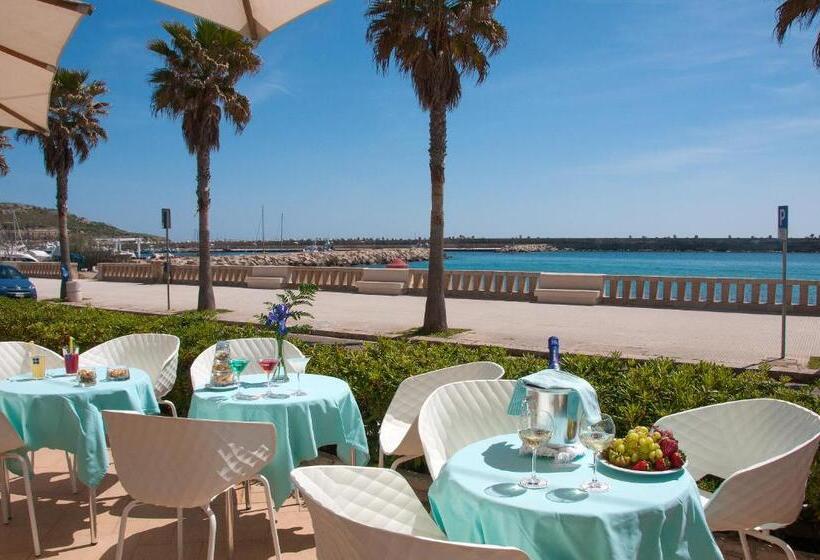 Номер Стандарт Трехместный, Terminal   Caroli Hotels