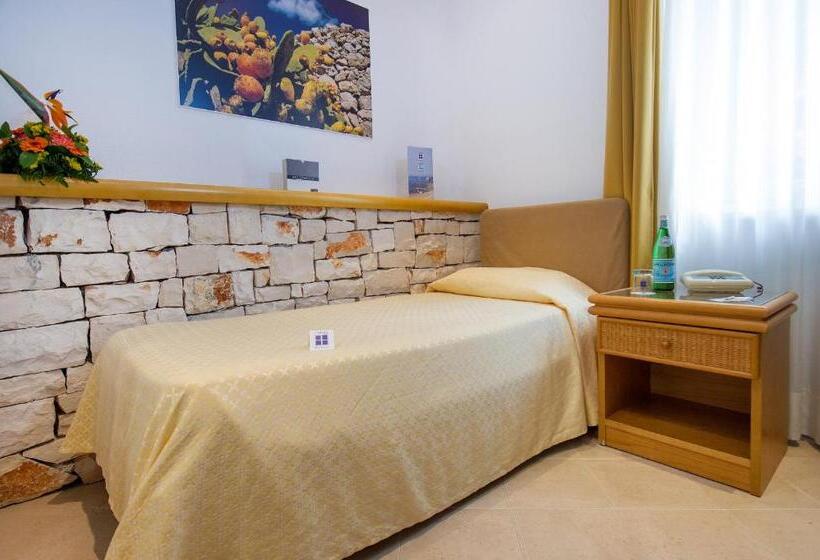 غرفة أساسية فردية, Terminal   Caroli Hotels