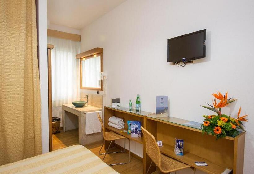 غرفة إقتصادية, Terminal   Caroli Hotels