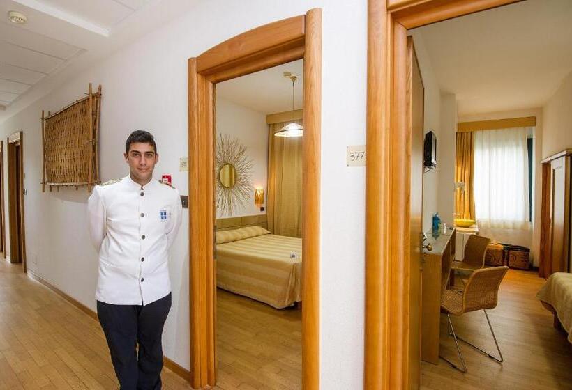 غرفة إقتصادية, Terminal   Caroli Hotels