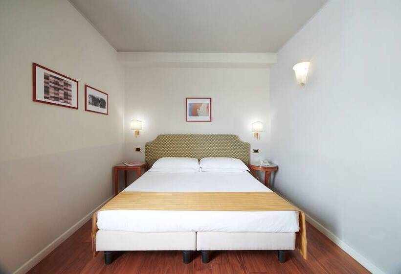 클래식 룸, The Plaza