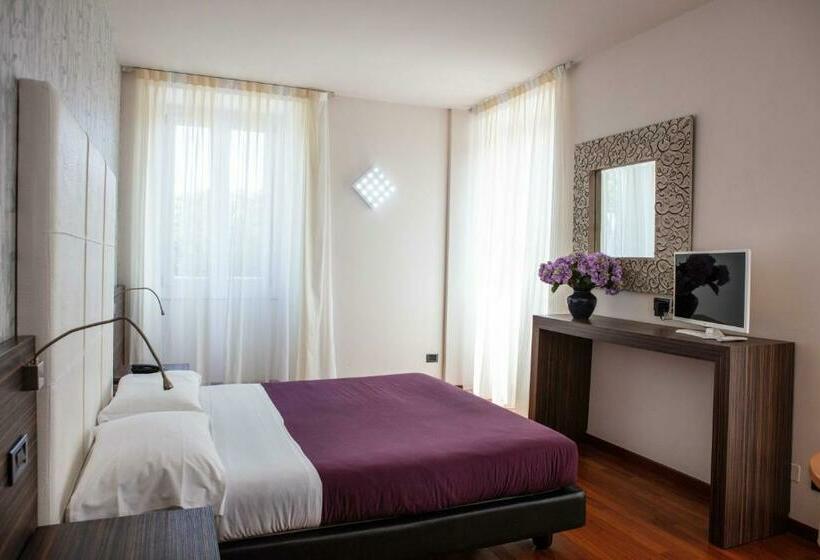 اتاق استاندارد با چشم‌انداز, Vittorio