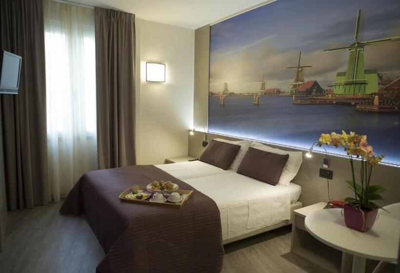 اتاق اکونومی, Vittorio