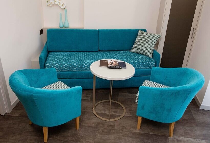 Suite with lake view, Vittorio