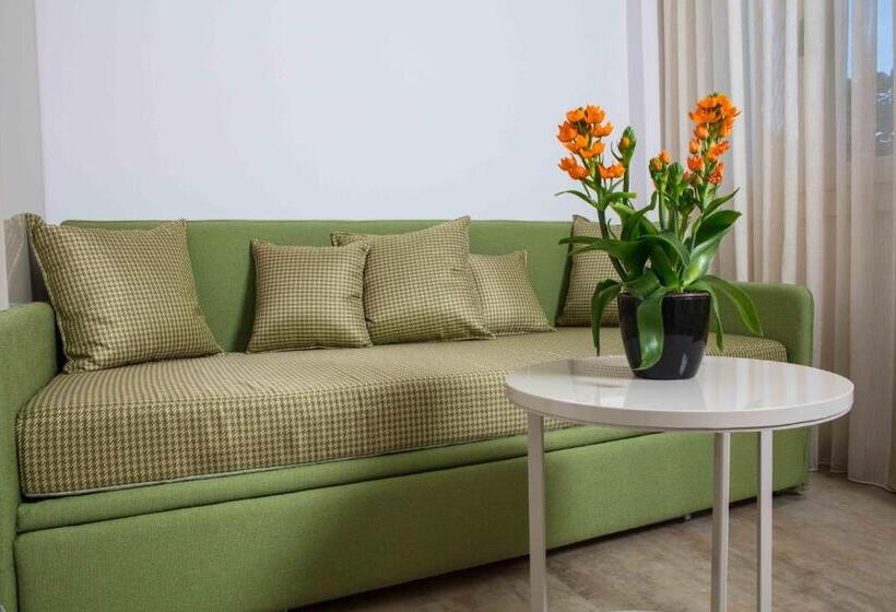 Suite with lake view, Vittorio