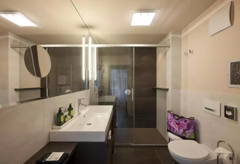 バルコニー付きスタンダードルーム, Mignon Meran Park & Spa