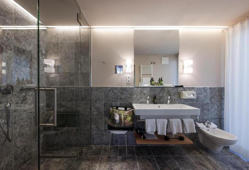 Люкс Кровать Кинг, Mignon Meran Park & Spa