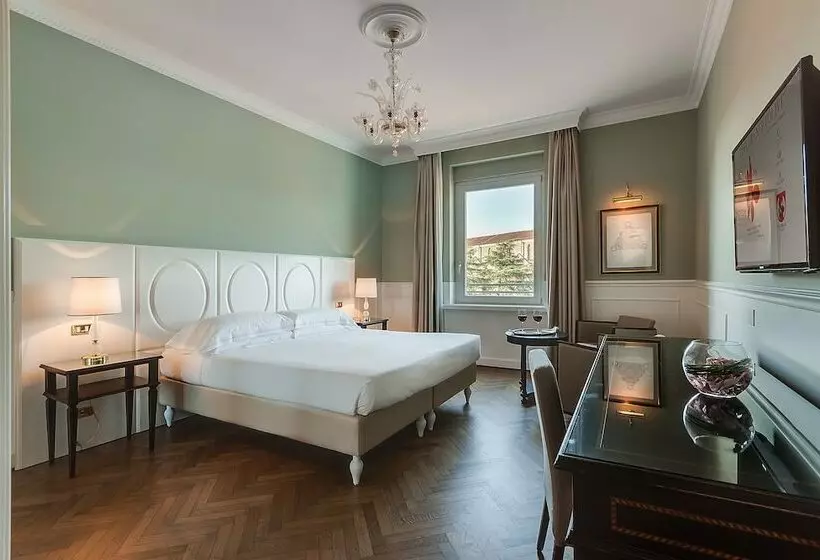 スーペリアールーム, Plaza Hotel Lucchesi