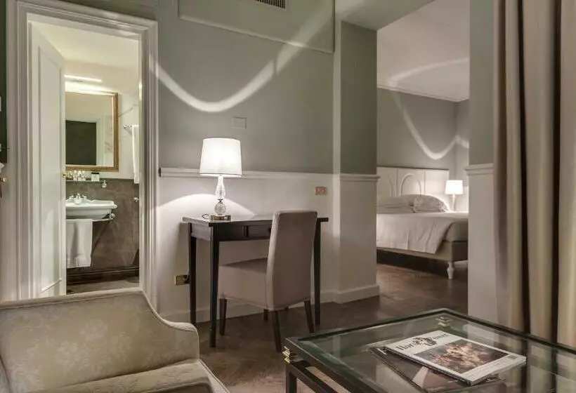 プレミアムトリプルルーム, Plaza Hotel Lucchesi