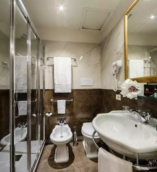 プレミアムトリプルルーム, Plaza Hotel Lucchesi