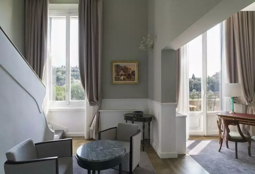 スイート（家族用）, Plaza Hotel Lucchesi