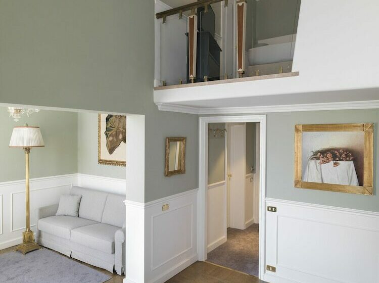 סוויטה משפחתית, Plaza Hotel Lucchesi