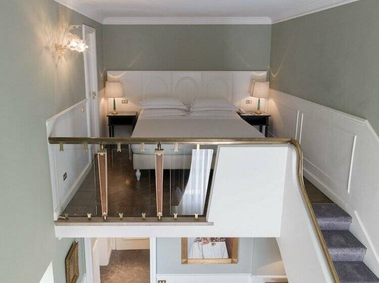 Suite Familiare, Plaza Hotel Lucchesi