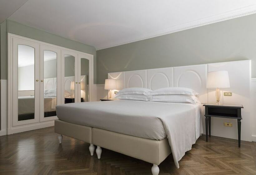 סוויטה משפחתית, Plaza Hotel Lucchesi