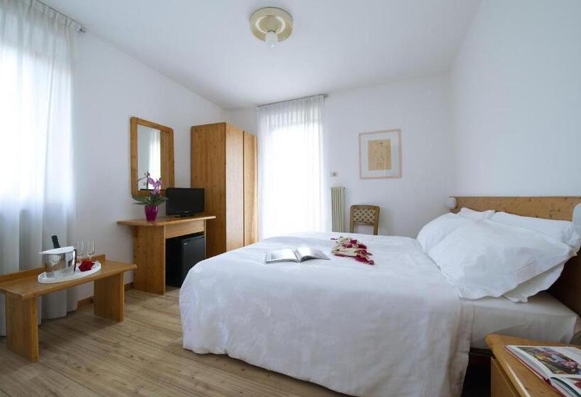 Номер Superior, Al Maso