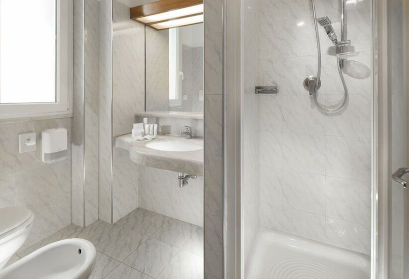 Номер Стандарт, Ascot & Spa