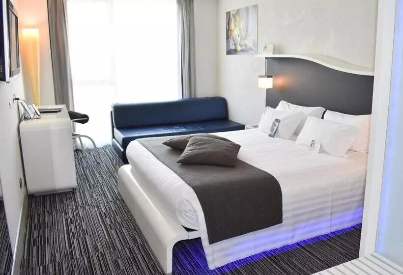 Comfort Triple Room