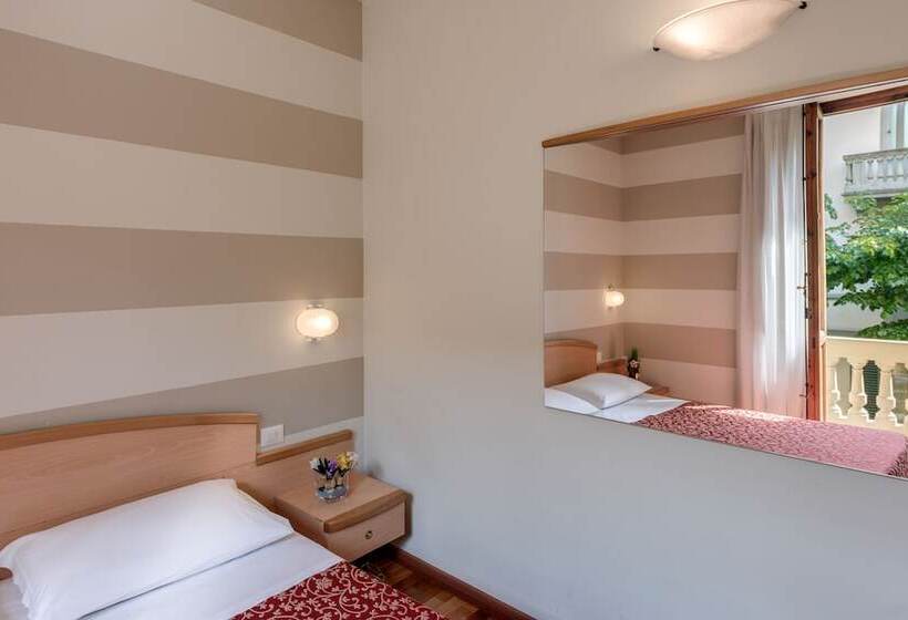 Номер Basic, Boston