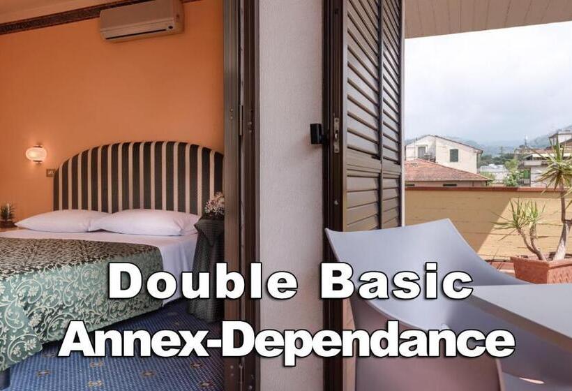 Номер Basic с Балконом, Boston