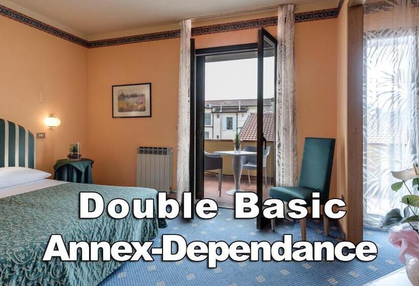 Номер Basic с Балконом, Boston