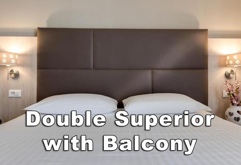 Номер Superior с Балконом, Boston