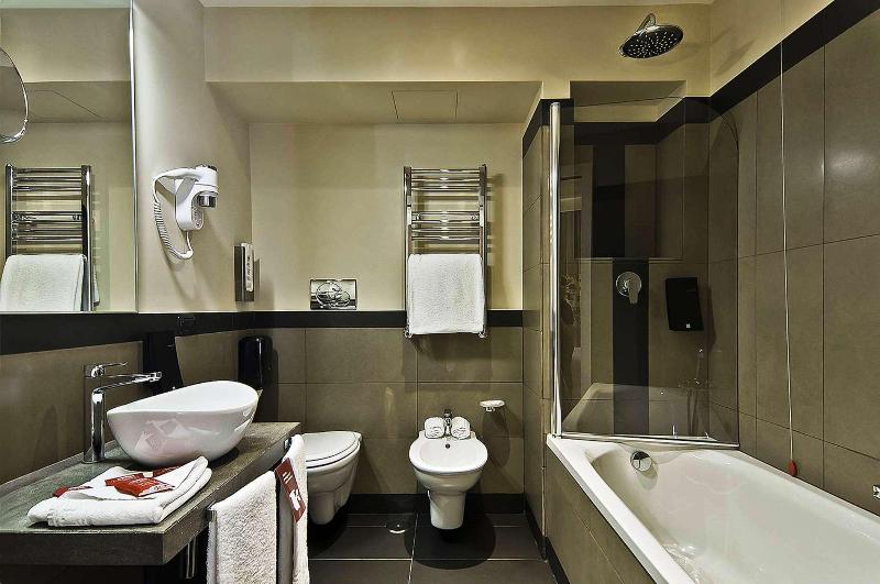 Habitación Estándar, Caravel