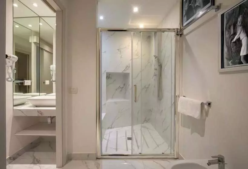 Appartamento 1 Camera da Letto, Condotti Boutique