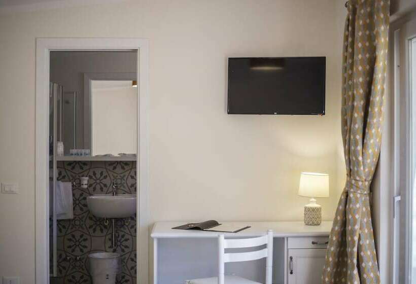 带海景的标准房, Fabricia