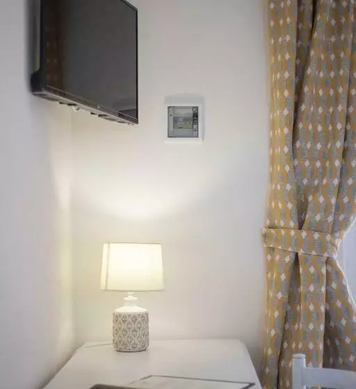 Triple Room Sea View, Fabricia
