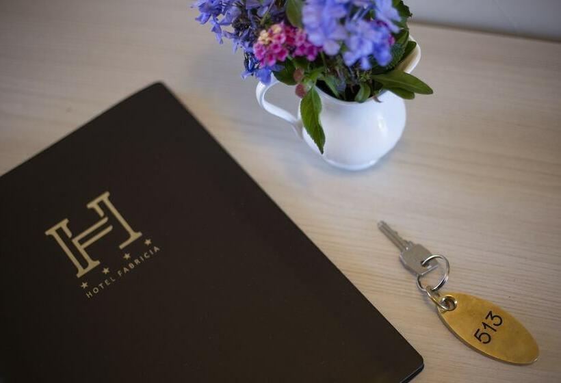 Triple Room Sea View, Fabricia